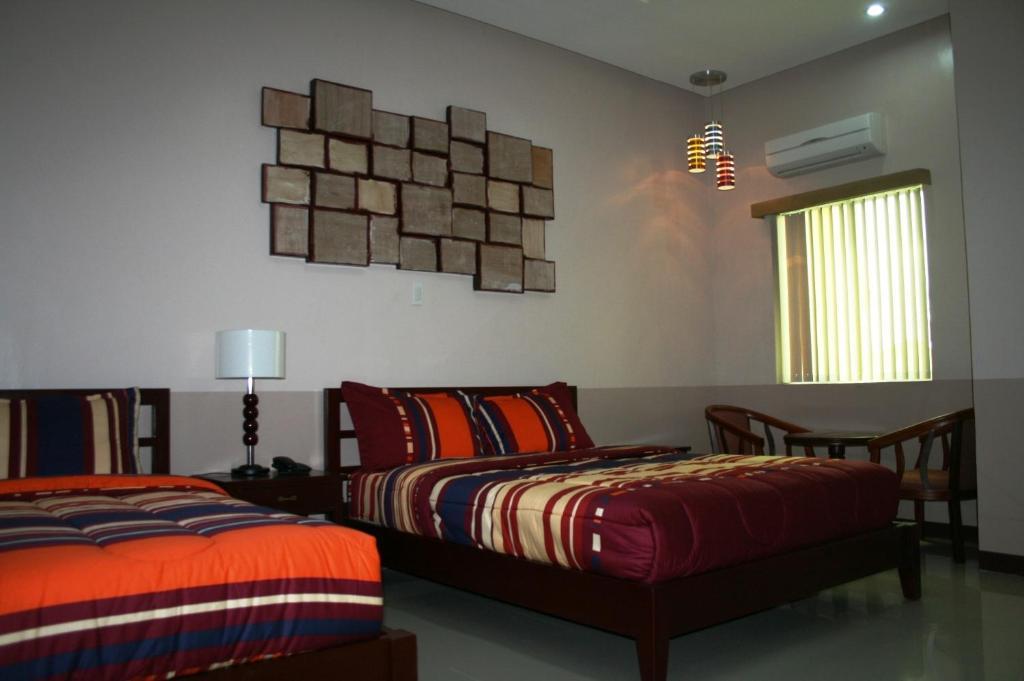 Princess Madison Hotel Angeles Exterior foto