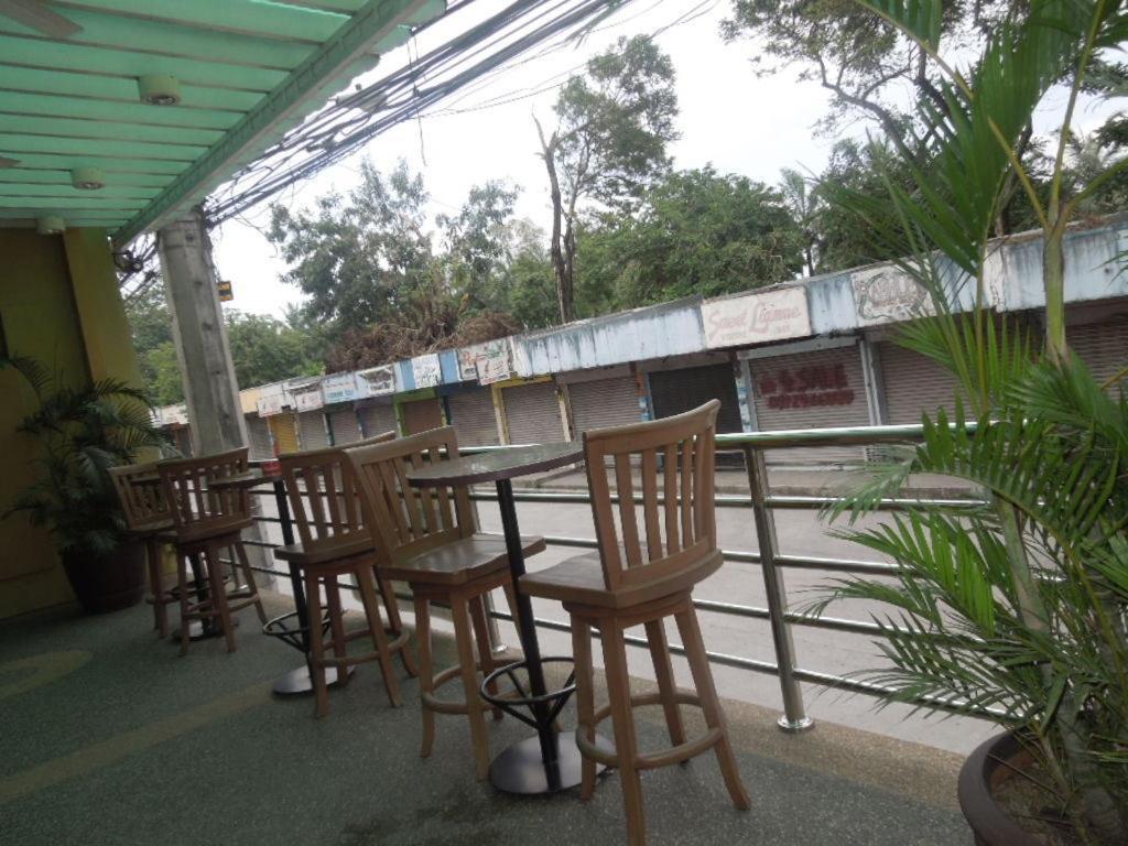 Princess Madison Hotel Angeles Exterior foto