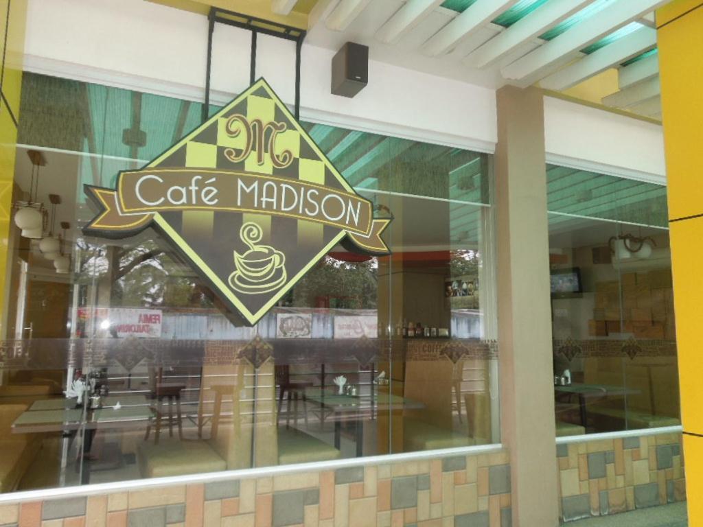 Princess Madison Hotel Angeles Exterior foto